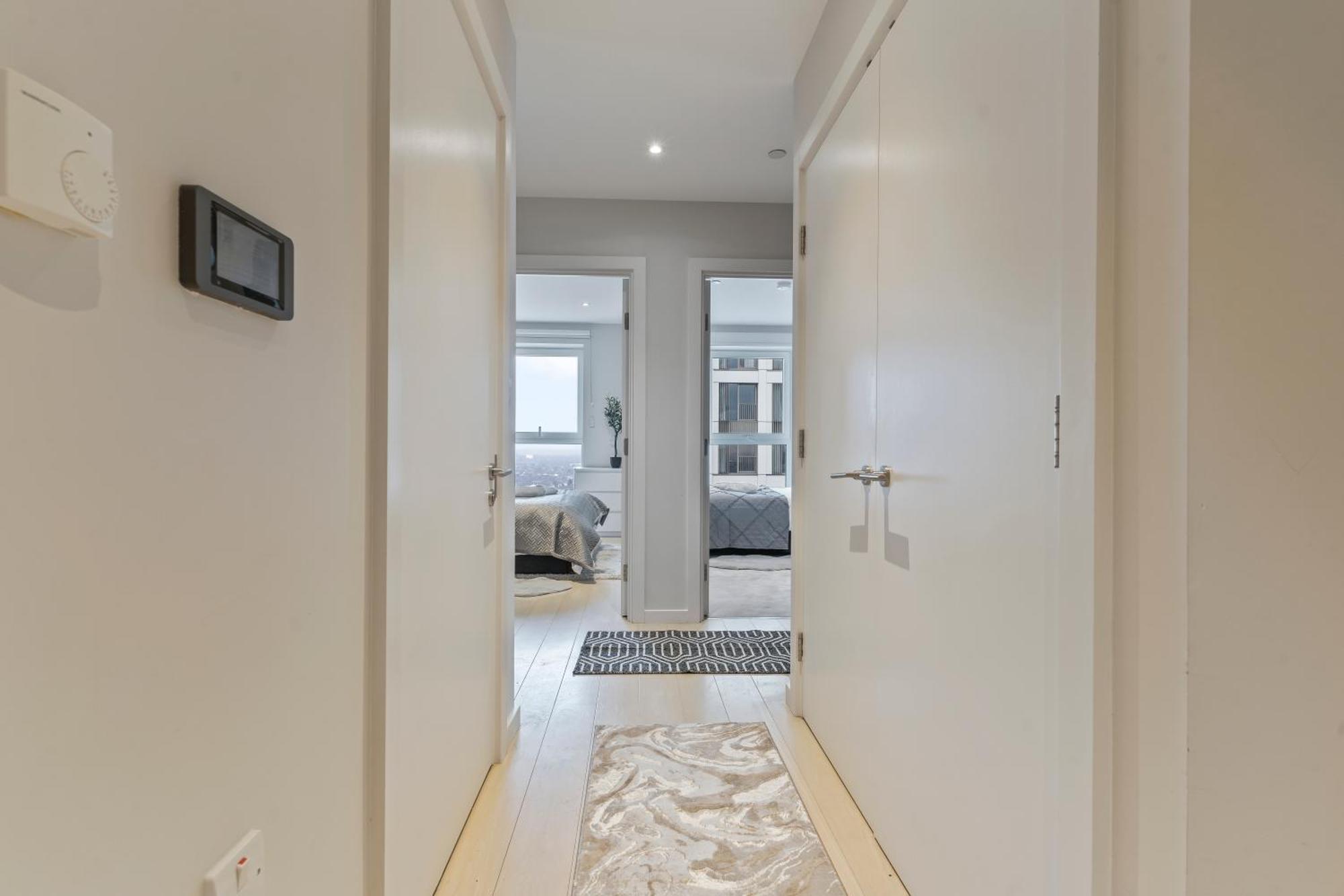 Elegant 2 Bed Within Many Attractions Apartment London